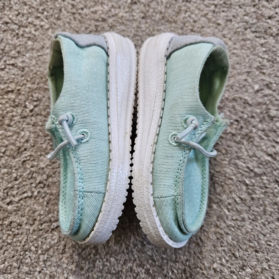 Hey Dude 婴儿 学步儿童 女孩 尺码 5 Wendy Sparkle 蓝色鞋 一脚蹬 轻便 — 第 4/4 张图片