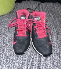 Nike Team Hustle D7 Pink gray Athletic Shoes 3Y Kids Basketball Lace Up