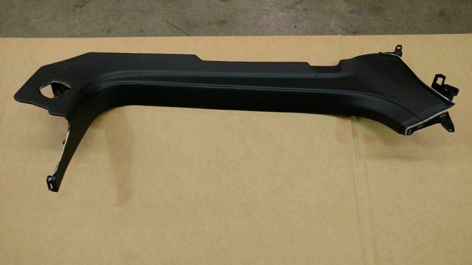 LAMBORGHINI HURACAN DRIVER LEFT SIDE INTERIOR SIDE SILL COVER PANEL OEM 