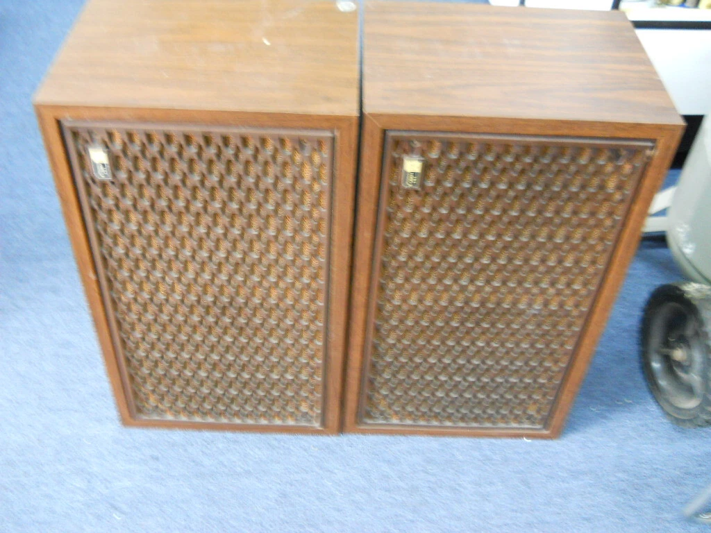 Fisher 105 cheap speakers