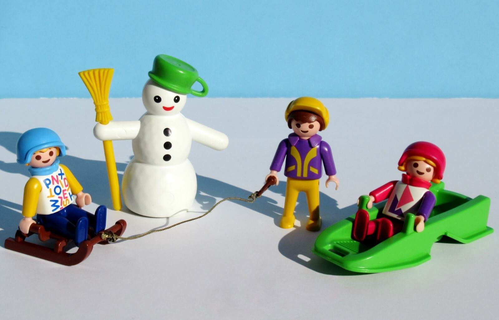 PLAYMOBIL 3688 Snowman And Kids Loose 100 Complete 1992 For Sale Online playmobil-3688-snowman-and-kids-loose-100-complete-1992-for-sale-online