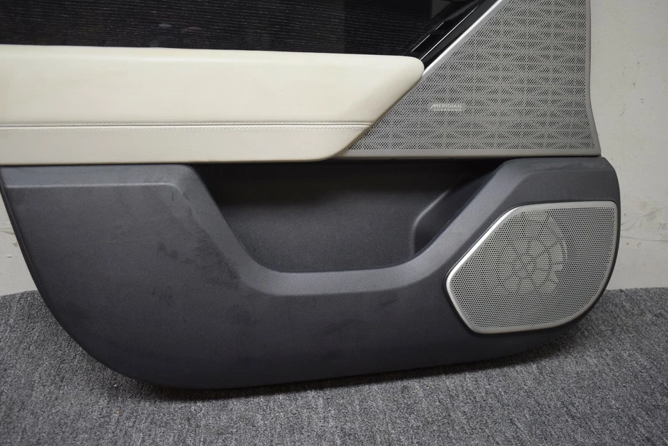 LAND ROVER VELAR PORTA INTERIOR FRONTAL ESQUERDA FABRICANTE DE EQUIPAMENTO ORIGINAL 2018 - Imagem 3 de 4