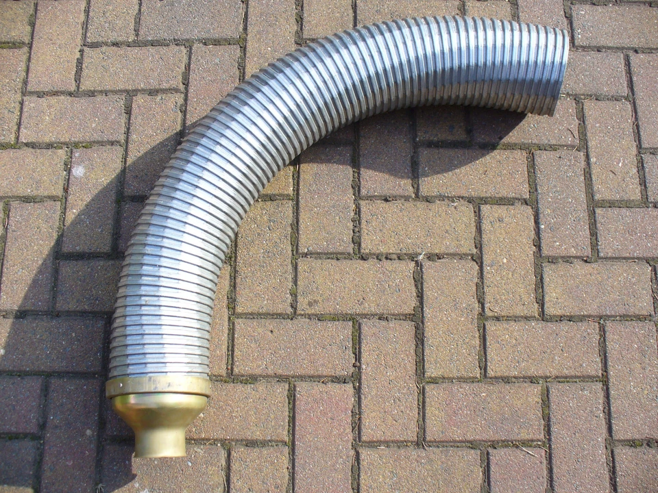 Sirokko Abgasrohr Auspuff Flexibel Original Neu DDR 241-266 OETF Dieselheizungen