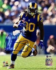 Todd Gurley Signed Los Angeles Rams 8x10 Photo BECKETT BAS