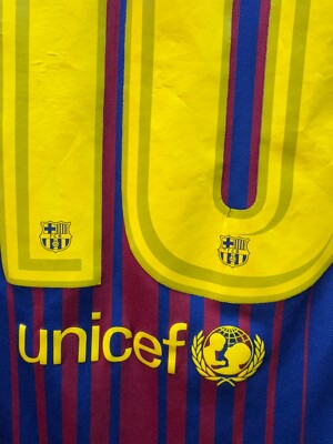 Flocage Messi #10 FC Barcelone | Maillot Domicile 2017/2018 | Homme | Plusieurs Tailles