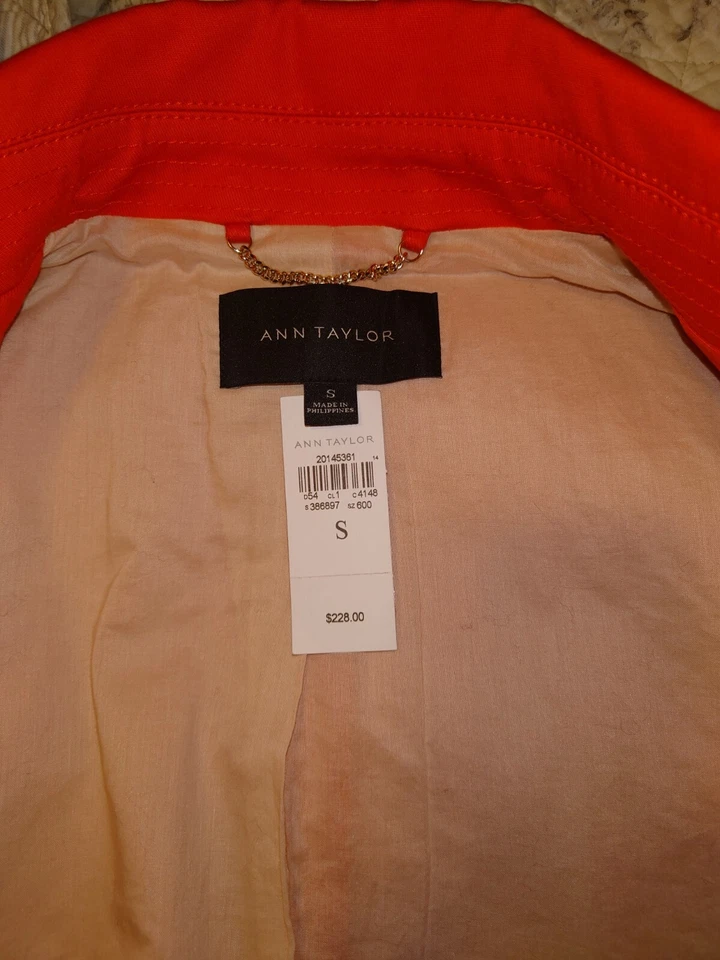 Ann Taylor Beautiful Red Trench Coat Size Small Women's NWT MSRP $228 - Image 3 of 4