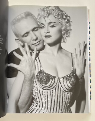 Jean Paul GAULTIER 作品集 写真集 洋書 本 英語版 Jean Paul GAULTIER 作品集 写真集 洋書 本 英語版