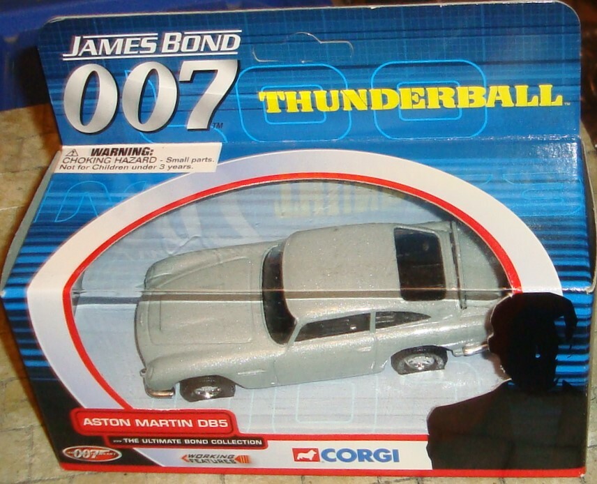 CORGI - JAMES BOND 007 - ASTON MARTIN DB5 CAR - THUNDERBALL - TY06901 - BOXED