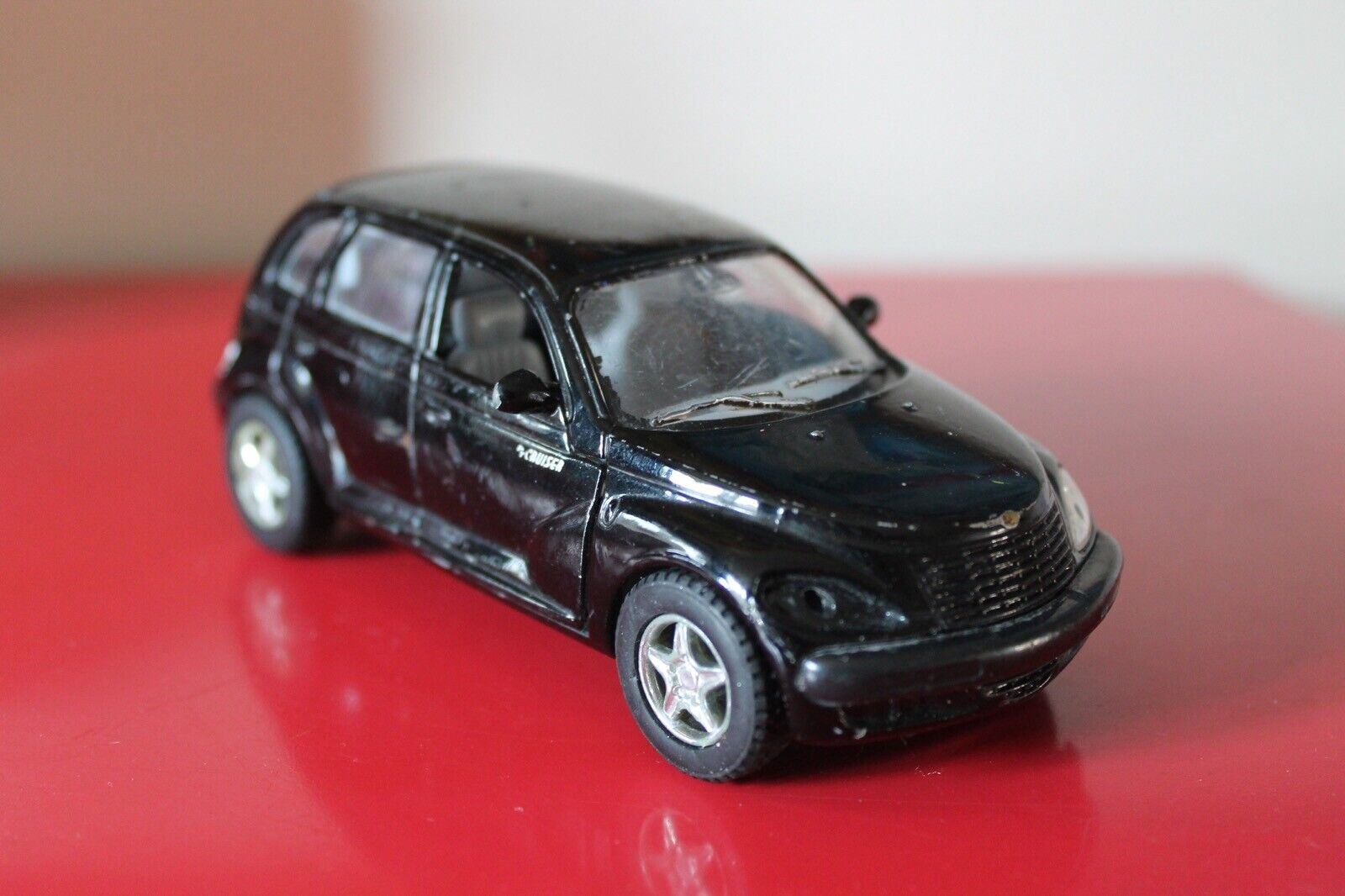 Picture 1 of 9