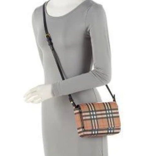 . BURBERRY Hampshire Shoulder Bag