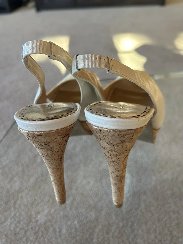 Bebe Peep Toe Slingback High Heels Ivory Patent Leather - image 4 of 4