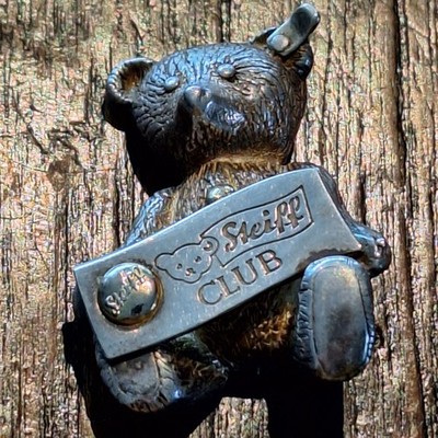 Sterling Silver Steiff Bear Club Pin