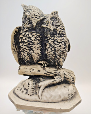 Vintage Cuddling Owl Figurine Resin Love Birds Perched on Log 5.5'' Animal Statue