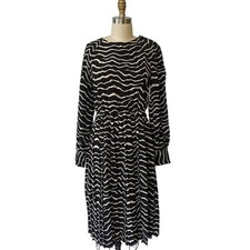 Who What Wear Midi Dress Size Small Animal Print Office Zebra Mob Wife Pleat NEW