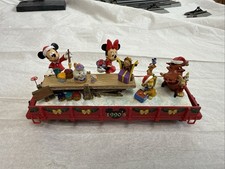 Hawthorne Village Christmas Disney 1990s Gond...