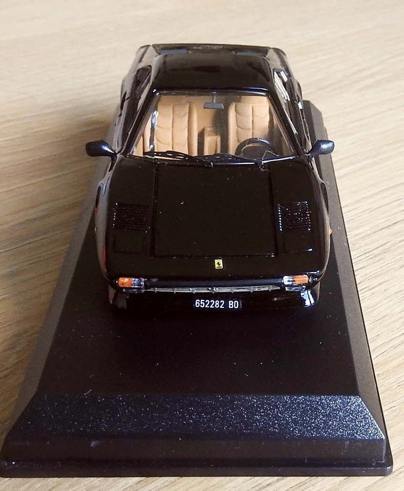 FERRARI 308 GTB Black - 1/43ème BEST 9202 - Photo 2/4