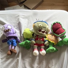 Peluche Plants vs. Zombies lote de 5 2 zombies 3 plantas extremadamente raro