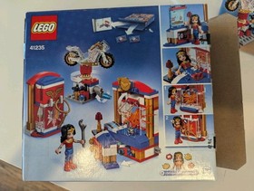 LEGO DC SUPERHERO GIRLS Set #41235 Wonder Woman Dorm Opened Partially Assembled