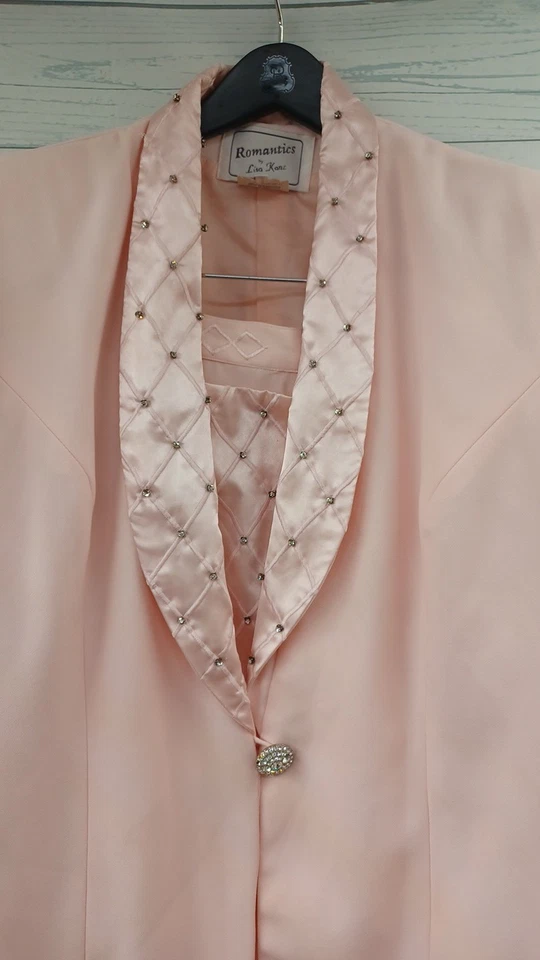 Conjunto de Traje Romántico Por Lisa Kane Chaqueta Falda Talla 22 Rosa Con Cuentas Foto 2 de 4