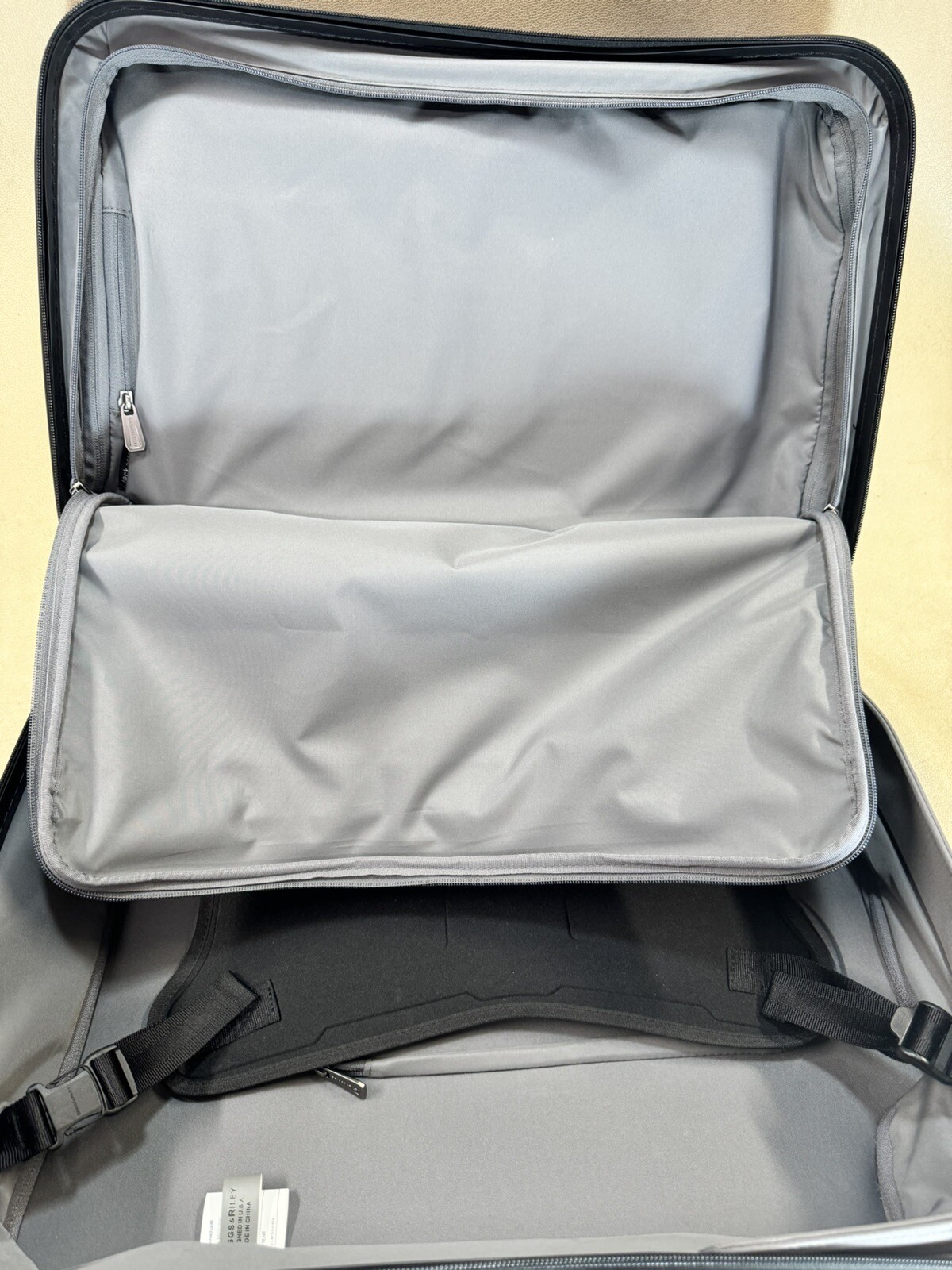 Briggs & Riley Torq Hardside International Carry On Luggage with