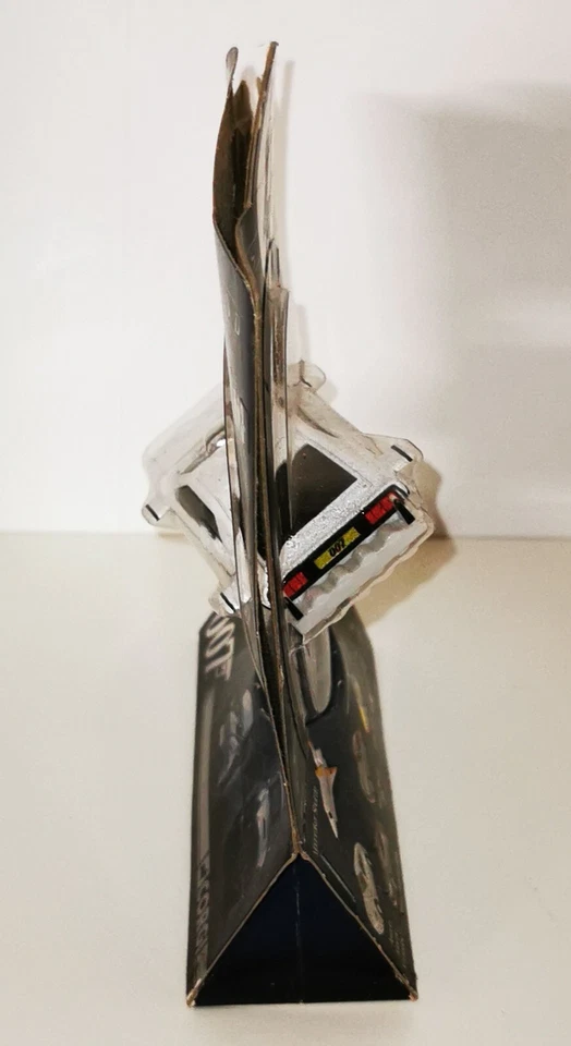 Voiture Lotus Esprit JAMES BOND 007 die cast Corgi 2009 NEUVE - Photo 4/4