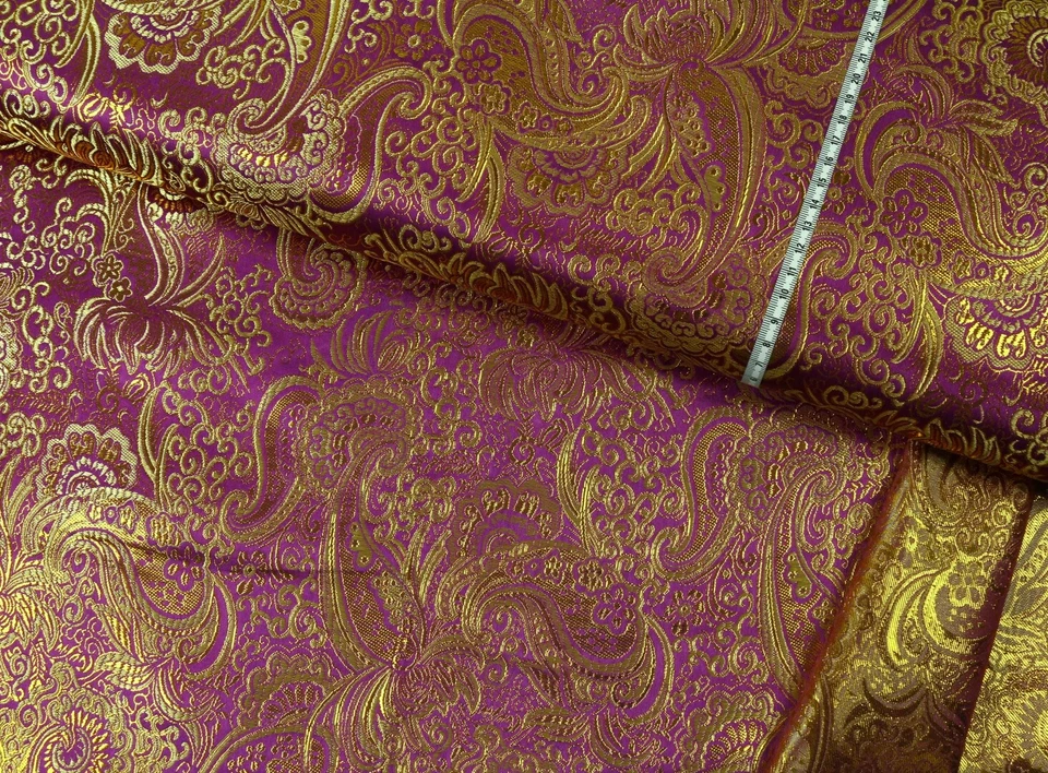 LUREX JACQUARD Stoff Brokat Paisley Kostüme Theater VIOLETT GOLD EUR 16,98/m - Bild 2 von 3