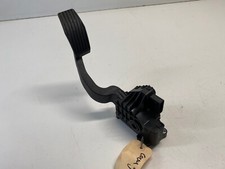 Opel Corsa D / 3.Trg / 1.0 / 60PS / Gaspedal Gaswertgeber 55702020