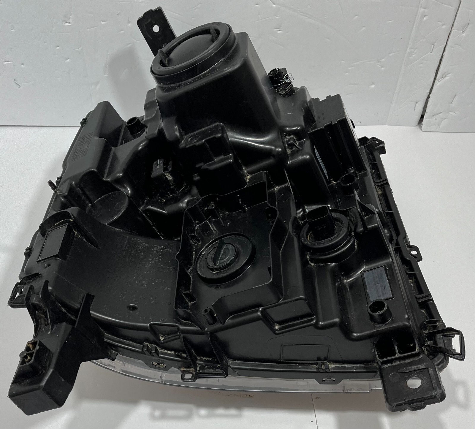 Chevrolet 2016-2019 Silverado 1500 Left Headlight Driver Side LH 