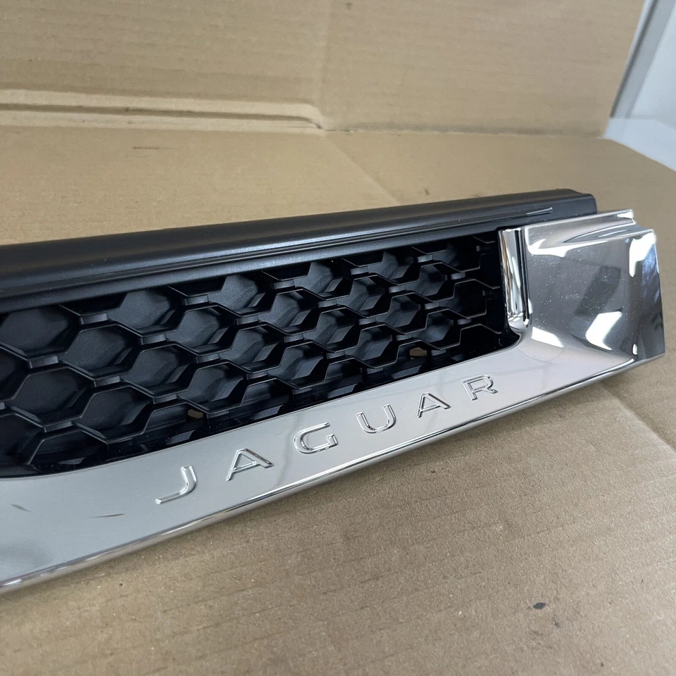 Genuine Jaguar Pair New JAGUAR F type Chrome Black Wing VENTS Finishers - Image 3 of 4