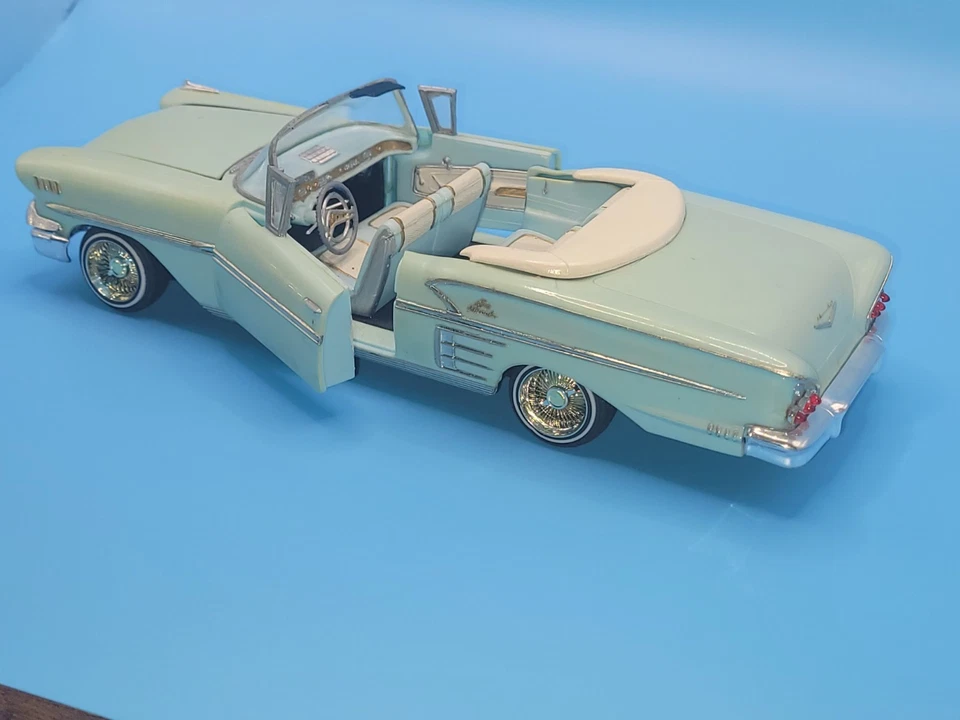 AMT 1958 Chevy Impala Convertible Model Car - Image 4 of 4