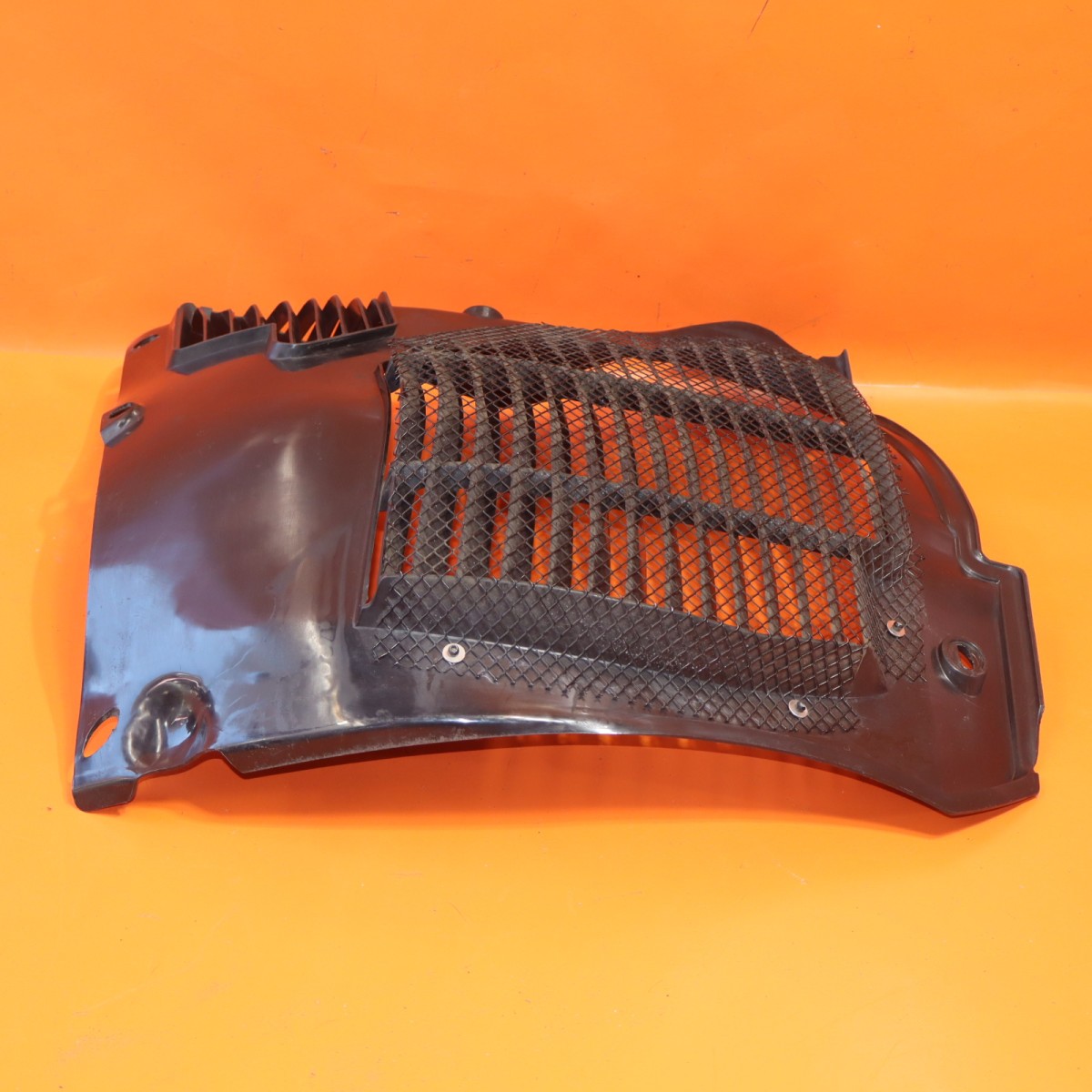 Ferrari 458 Italia China Edition 2010-2014 Front Right Fender liner P/N 81535600