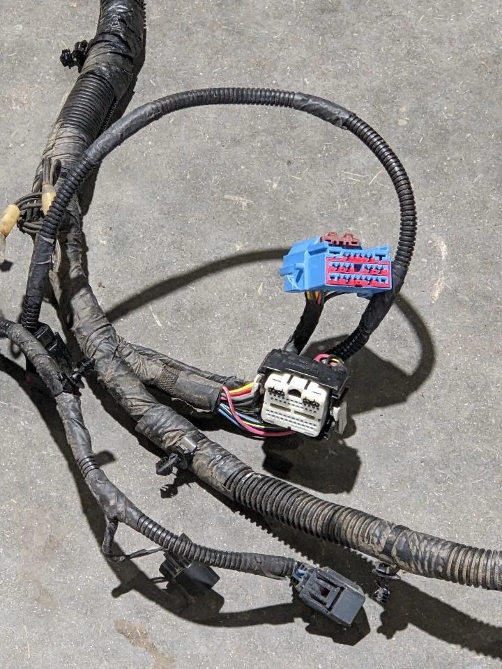 Arnés de cableado para habitación de faros delanteros Jeep Wrangler 2015 68235767Ac 1169762 Foto 3 de 4