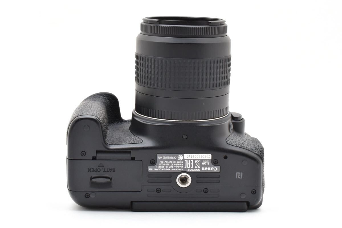 Canon EOS KISS X8i（W） Canon EOS Kiss X8i DSLR Camera Kit, EF-S 35-80mm Lens, Wi-Fi, 24.2