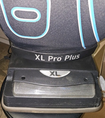 Oreck U4140HHP XL Pro Plus Upright Vacuum U4140 - Picture 2 of 5