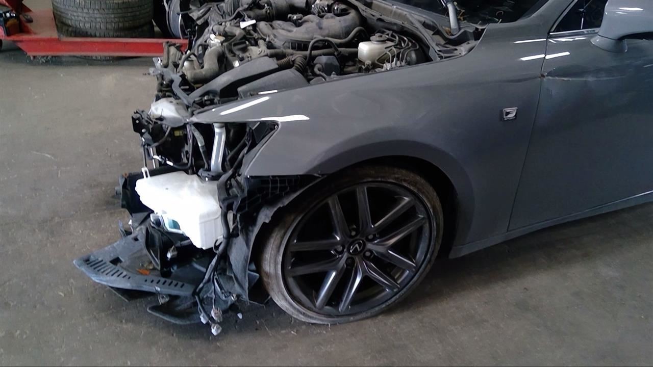 Chassis ECM Multiplex Network Sedan Body Fits 14 LEXUS IS250 1580961