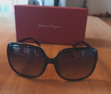 Salvatore Ferragamo サルヴァトーレフェラガモ ブラック 黒 プラスチック 2146 B 101/11 56◻︎17 130 2N サングラス スクエア レディース 410330 【中古】 Salvatore Ferragamo Black Square Sunglasses for Women for sale | eBay