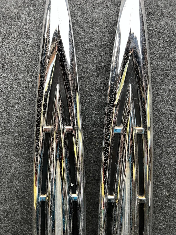 1963 年福特 Falcon Sprint 前挡泥板矛装饰模具原始设备制造商零件 # C3DB-16C098-E — 第 3/4 张图片