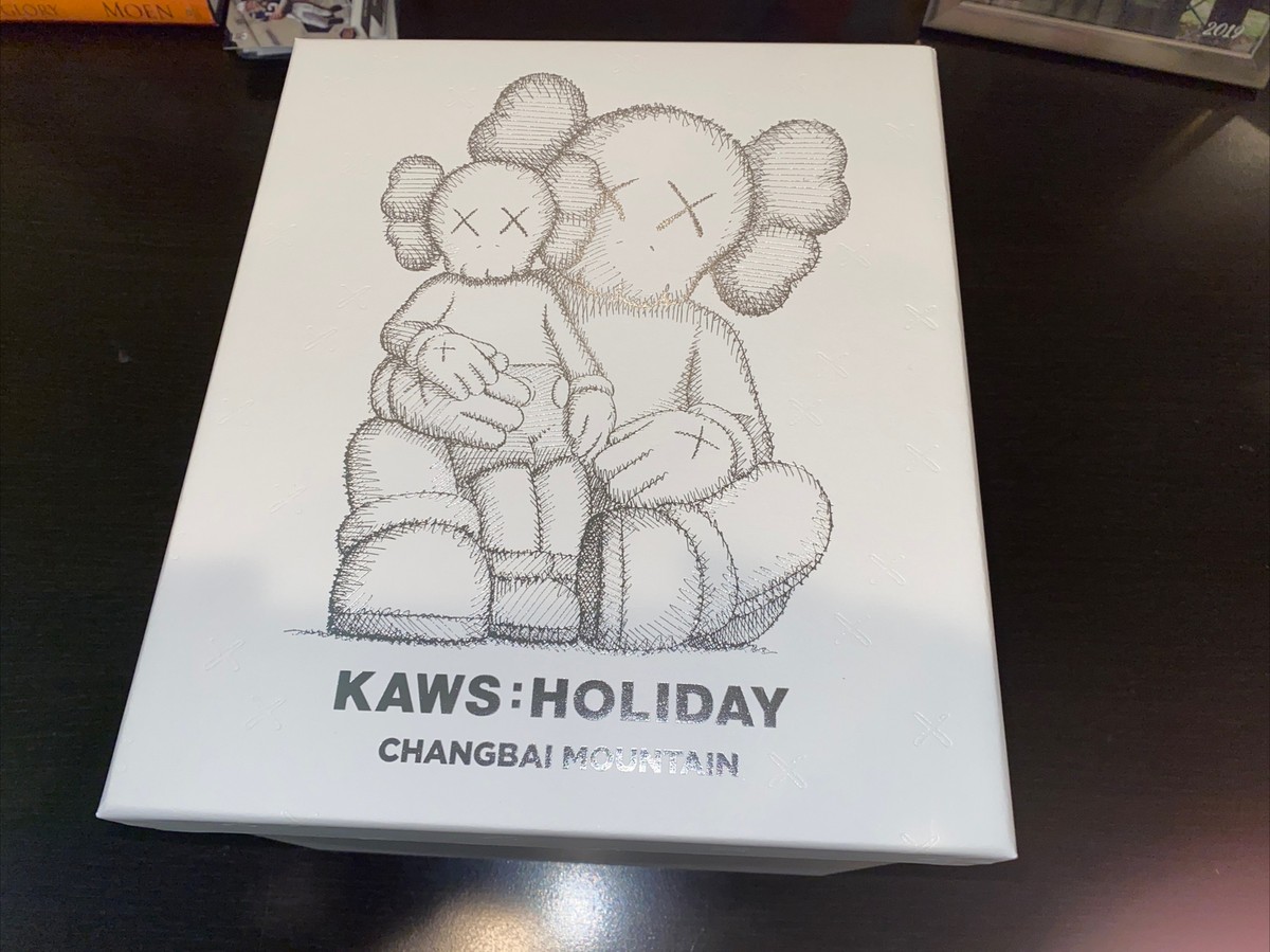 Kaws Holiday Changbai mountain New 🔥 100% Authentic. Ready Kaws Holiday Changbai mountain New 🔥 100% Authentic. Ready