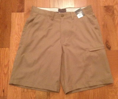 NWT Covington Khaki CARGO Shorts Mens 30