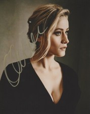 Olivia Taylor Dudley Magicians Autographed Signed 8x10 Photo COA 2019-2