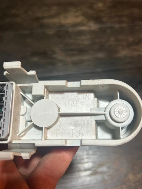 Juego de soporte de bombilla de placa de circuito de luz trasera Volvo V40 1999-2004 OEM Foto 4 de 4