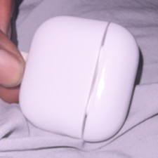 Apple AirPods 4 Pro White Wireless Bluetooth In-Ear Earbuds with original box