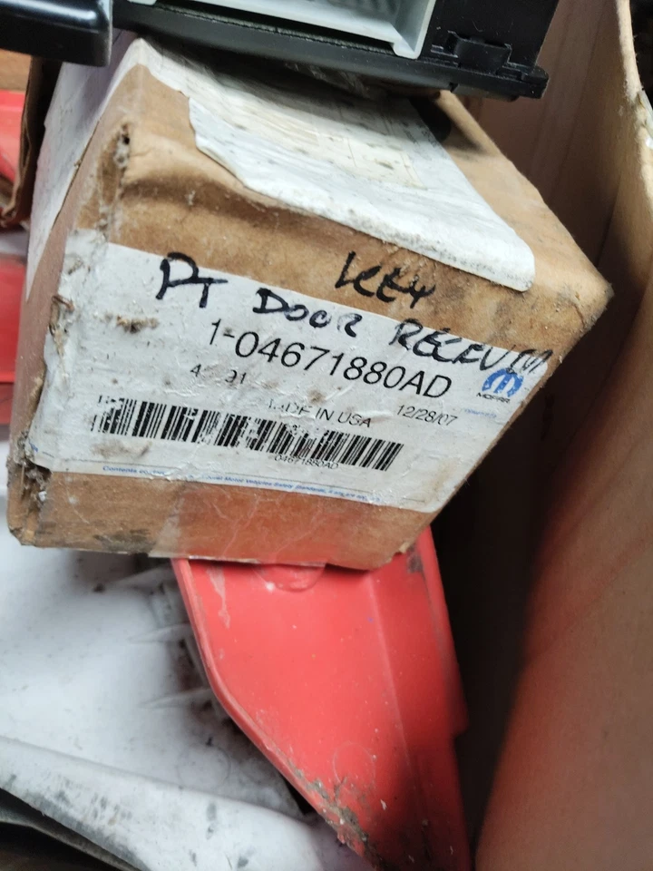 Mopar Chrysler PT Door Key Remote Receiver 880ad 18713437a P04671880ad - Image 3 of 3