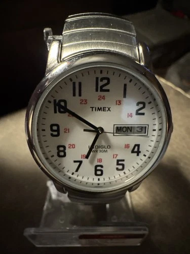 Timex Analog Quartz Men Watch Calendar Vintage 543368095 Easy Reader