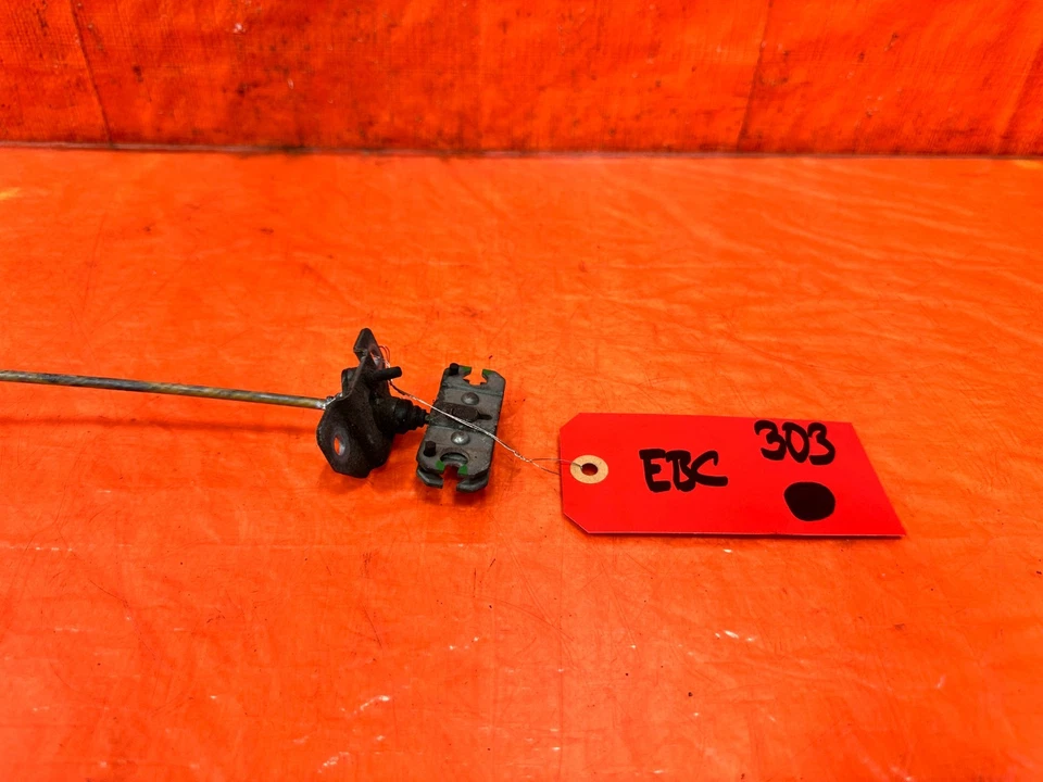 09-11 MAZDA RX8 RX-8 - КАБЕЛЬ АВАРИЙНОГО ТОРМОЗА - КРЕПИТСЯ К РУЧКЕ - OEM #303 - Изображение 2 из 4