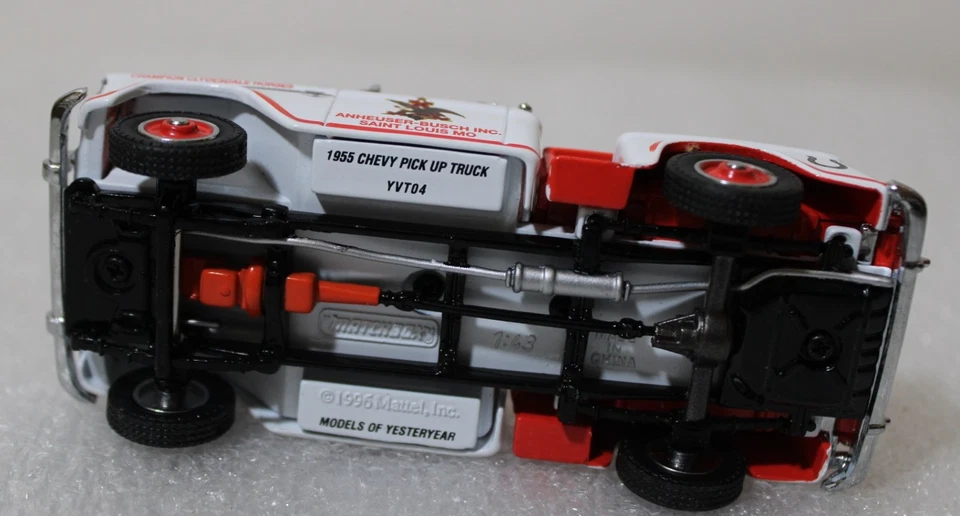1/43 o scale matchbox YVT04 1955 Chevrolet 3100 Budweiser truck pick up - Image 2 of 4