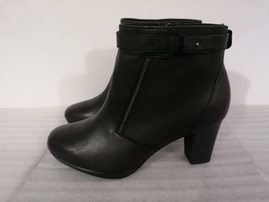 clarks kalea gillian bootie