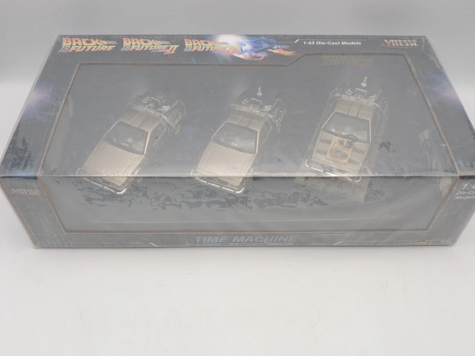 Vitesse - Retour Vers Le Futur - Delorean Coffret - Voiture Miniature 1/43 - Photo 2/4