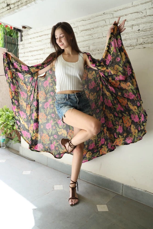 Silk Cape Shrug Style Jacket for woman ,chiffon Silk Cap short light MG1120 - Image 4 of 4