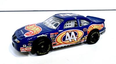 Kyle Petty #44 Hot Wheels Pontiac Grand Prix 1/64 Nascar Loose